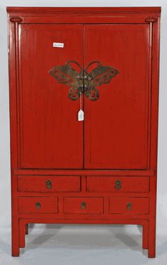 Chinese Lacquer Furniture, Red Lacquer Furniture, Red Cabinet, Antique Wardrobe, Asian Furniture, China Furniture