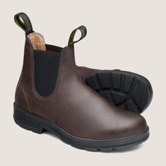 Brown Vegan Boots, Women's Style 2116 - Blundstone USA Blundstone Style, Australian Boots, Blundstone Women, Gum Boot, Womens Casual Boots, Blundstone Boots, Boot Pulls, Vegan Boots, Leather Chelsea Boots