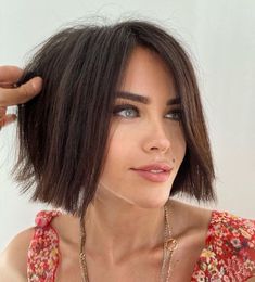 Thicken Fine Hair, Rich Hair, Pin Straight Hair, Chin Length Haircuts, Hair Adviser, Chin Length Bob, Straight Blonde Hair, Chin Length Hair, Boring Hair