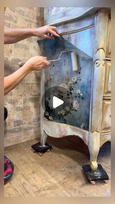 Laura Designs Shop - Furniture Artist on Instagram: "How to Apply Decoupage Paper to Furniture from start to finish in literally 5 mins ! 👇🏻
Yes I timed it 😁

You can apply his technique on Wood , Walls , Mirrors , Glass, Metal , Paint and Plastic !

✨Comment " Paper " to receive links for Paper-Gel-Rollers

1️⃣ Steam Paper 2 min
2️⃣ Apply Gel 30sec
3️⃣ Roll Paper on Furniture  2min
4️⃣ Trim 30sec

More to come on this vintage dresser so please stay tuned. 

Follow For More DIY Furniture Content !! 

#decoupage #decoupaged #dressermakeover #vintagedresser #vintagefurniture #furnitureflip #decoupageart #redesignwithprima #lauradesignsshop #diyfurniture #diyhomeprojects #diycraftideas #vintagehomedecor" Paper On Furniture, Decoupage Photos, Decoupage Dresser, Vintage Dresser Makeover, Furniture Artist, Shabby Chic Furniture Painting, Furniture Remodeling, Wood Walls