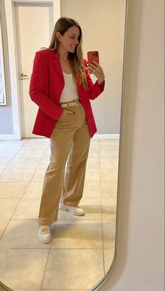 Color Pants, Business Outfits Women, Red Blazer, Colored Pants, Fashion Gallery, Blazer Outfits