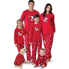 Discover the perfect Snoopy Family Pajamas Sets at Original Pajama. We rigorously test our PJs to ensure they bring as much joy to your family as they do to ours. Our diverse pajama styles cater to everyone, even your pets! Whether you're planning the perfect family photo or baking Christmas treats, matching family pajamas are sure to bring smiles. Start a holiday tradition with coordinated pajamas for the entire family. Crafted with fade-resistant, high-quality fabrics, these pajamas are design Snoopy Family, Pajamas Matching, American Christmas, Family Pajama Sets, Pajamas Comfy, Matching Family Pajamas, Matching Pajamas, Leggings Pattern, Family Pajamas