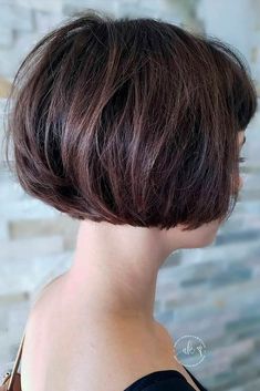 50 Impressive Short Bob Hairstyles To Try | LoveHairStyles.com Rounded Bob, Angled Bob Haircuts, Choppy Bob Hairstyles, Bob Haircut With Bangs, Lob Haircut, Short Bob Haircuts, Bob Haircuts, Haircuts With Bangs