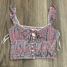 Flirty Red, White, And Blue Crop Top Popcorn Bottom With Keyhole At Bust Ruffle Strap Nwt Size Small Trendy Red Tops For Picnic, Casual Red Top For Picnic, Casual Gingham Tops For Beach, Casual Gingham Cotton Crop Top, Casual Gingham Crop Top For Spring, Casual Plaid Cotton Crop Top, Summer Gingham Cotton Crop Top, Cotton Gingham Crop Top For Summer, Plaid Fitted Crop Top Casual Style