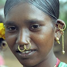 Dravidian People, Indian Videos, Face Jewellery, We Are The World, Jewelry Images, Vintage Portraits, South Asia, Nose Piercing, People Around The World