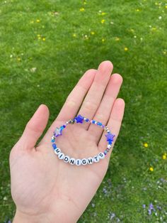 Taylor Swift Midnights, Taylor Swift Tour Outfits, Friendship Bracelets With Beads, Estilo Taylor Swift, Clay Bracelet, Diy Bracelet Designs, Taylor Swift Concert, Jewelry Inspo