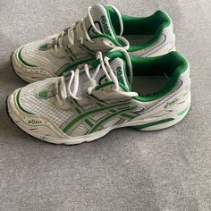 Asics Gel 1090 Size 10 Asics Green Sneakers, Asics Green Sneakers For Running Errands, Asics White Sneakers With Round Toe, White Asics Sneakers With Round Toe, Casual White Running Shoes For Tennis, Asics Green Running Sneakers, Green Asics Running Sneakers, Asics Green Sneakers For Jogging, White Asics Running Shoes With Rubber Sole