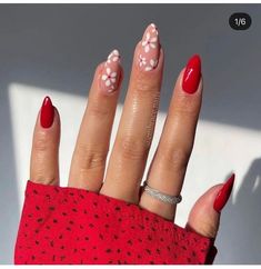 Red Acrylic Nails, Colorful Nails, Red Nail Designs, Almond Nails Designs, Almond Acrylic Nails, Red Nail, Floral Nails, Chic Nails