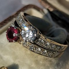 RING SIZE: 7.5 US, 55 EU 14K GOLD. WEIGHT: 4.67 grams STONES: ruby, diamonds RUBY: authentic, 0.45 ct. TOTAL DIAMOND WEIGHT: 0.95 ct. ( 0.45ct central stone)  COLOUR: H CLARITY: Vsi CONDITION: EXCELLENT Elegant Art Deco ruby and diamond ring in 14K gold. Contains 0.95 carat diamonds with Vsi clarity and H color. The largest diamond is 0.45 carat and the genuine, vibrant red ruby is also 0.45 carat. The ring weighs 4.67 grams and is US size 7.5 and EU size 55, but we offer resizing for free! This Elegant Art, Vibrant Red, Rings Statement, Classic Art, Art Deco Fashion, Ring Verlobung, Stone Color, Statement Rings, Diamond Ring