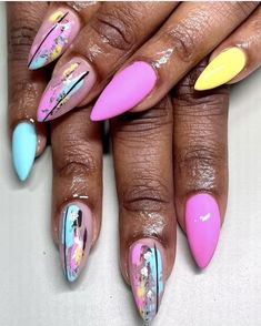 Funky Spring Nails, Olivia Nails, Fly Nails, Ombre Acrylic Nails, Matte Nails Design, Pointed Nails, Pretty Nail Art Designs, Almond Nails Designs