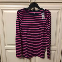 Size L Gap Pink Crew Neck Top, Gap Pink Tops For Spring, Pink Gap Tops For Spring, Gap Long Sleeve Blue Tops, Gap Blue Long Sleeve Tops, Spring Striped Gap Tops, Striped Spring Tops From Gap, Casual Multicolor Tops From Gap, Casual Multicolor Gap Tops