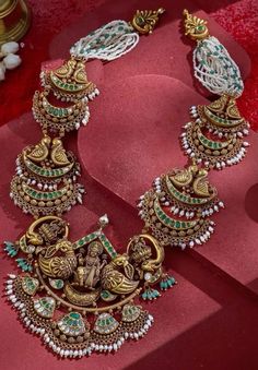 Star Jewellery, Fashion Jewelry Necklaces Gold, Bridal Jewellery Inspiration, Bridal Necklace Designs, Neck Pieces Jewelry, New Gold Jewellery Designs, Indian Bridal Jewelry Sets, Fancy Jewelry Necklace