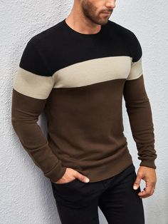 Men Pullover Sweater, Sweater Shirt Outfit Men, Men Sweater Outfit, Mens Sweater Outfits, Winter Outfits Street Style, Gents Sweater, Mens Knitwear, Men Knitwear, Sweater Outfits Men