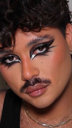 Drag King Makeup, Unconventional Makeup, Glam Punk, Punk Makeup, Punk Looks, Am To Pm