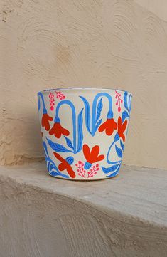 blue, neon pink, white paints, minimal abstract design, pots, handpainted, planter Painted Planter, Planter Indoor, Home Decor Crate, Homes And Gardens, Artist Paint, Outdoor Planters, Garden Planters, Minimal Fashion