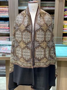 Luxury Embroidered Festive Traditional Wear, Elegant Shawl For Eid And Formal Occasions, Elegant Formal Shawl For Eid, Elegant Shawl For Formal Eid Occasions, Traditional Formal Shawl With Intricate Embroidery, Elegant Unstitched Shawl For Eid, Elegant Shawl For Eid, Unstitched, Elegant Shawl With Traditional Patterns, Elegant Formal Shawl With Intricate Embroidery