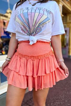 Details: Flowy Smocked Tiered Skort - Elastic Smocked Waist- Ruffled Content: SELF: 100% RAYON, LINING: 100% RAYONSize + Fit - Model is 5'4" and is wearing a size Small- Measurements from a size Small- Hips: 40''- Waist:28'' Smocked Skirt Outfit, Small Hips, Flowy Skirts, Smocked Skirt, Smaller Hips, Outfits 2023, Thrift Finds, Skirt Outfit, Flowy Skirt