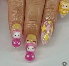 Shin Chan Nails, Nail Background, Decorative Nails, 3d Nail Designs, Business Nails, Everything She Wants, Cute Simple Nails, Broken Nails