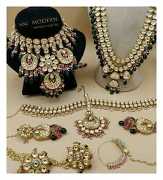 Rajasthani Jewellery, Wedding Jewelry Sets Bridal Jewellery, Indian Bridal Photos, Jewelry Set Design, Indian Jewellery Design Earrings, Bridal Fashion Jewelry, Indian Jewellery Design, Indian Jewelry Sets