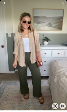 Womens Mid Size Fashion, Crinkle Shirt Outfit, Green Wide Leg Sweatpants Outfit, Cute Linen Outfits, Women’s Wide Leg Linen Pants Outfit, Size 10 Outfit Ideas, Size 6/8 Fashion, Teacher Winter Outfits High School, Wide Leg Cotton Pants Outfit