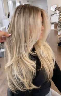 Blonde Balayage No Money Piece, Long Blonde Hair With Face Framing, Victoria Secret Blonde Hair, Bright Fall Blonde, Short Creamy Blonde Hair, Blonde For Pale Skin Blue Eyes, Low Maintenance Bright Blonde, Creamy Golden Blonde Hair