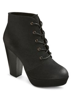 The 30 best fall shoes for under-$50 Cheap Heels, Womens Black Booties, Shoes Illustration, Female Shoes, Valentino Shoes, Prom Shoes, Cheap Shoes, Fall Shoes, Crazy Shoes