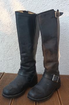 Vintage womens motorcycle boots knee high biker boots ,johnny bulls black leather boots for women with zip closure at the back.small heels chunky boots with round toe.size 36eu us5.5 uk3.Made in Spain.It is in very good condition! Womens Motorcycle Boots, Womens Motorcycle, Leather Boots For Women, Small Heels, Women's Motorcycle Boots, Heels Chunky, Boots Knee High, Motorcycle Women, Biker Boots