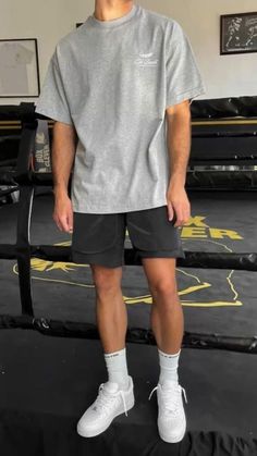 Boyfriend Outfit, Mens Shorts Outfits, Gym Outfit Men, Mode Zara, Mens Summer Outfits, Teen Boy Outfits, Mens Casual Outfits Summer, Outfits For Men, Street Style Outfits Men