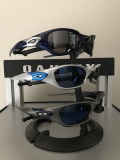 Oakley Valve Sunglasses - The Ultimate Guide | Oakley Forum Oakley Sunglasses Aesthetic, Cyberpunk Accessories, Couple Fits, Oakley Glasses, Sports Glasses, Fashion Glasses, Dream Clothes