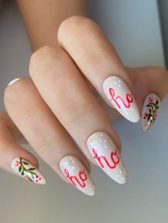 nude christmas present nails Nail Art Noel, Unghie Nail Art, Milky Nails, Tree Nails, Cute Christmas Nails, Christmas Nails Easy, Christmas Gel Nails, Dots Nails