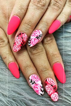 rose nails designs Nail Art Rose, Rose Pink Nails, Nail Business