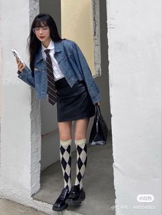 Japan Outfit, Uni Outfits, Fashion Design Clothes, Outfit Goals, Korean Outfits, Asian Fashion, Preppy Style, Daily Fashion, Aesthetic Clothes