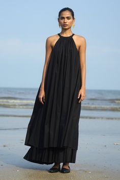 A delicate maxi dress for urban gypsies. Shoulder revealing sleeves that end into a bow behind. Soft gathers at the neck. Ready Garment Measurements in Inches : XS S M L XL Bust 36 37.5 39 40.5 42 Waist 50 52 54 56 58 Length 54 54.25 54.5 54.75 55 Armhole 18 18.5 19 19.5 20 Vacation Vibes, Ruffle Midi Dress, Midi Dress Casual, Black Midi Dress, Stylish Girl, Fashion Trend, Pleated Dress, Ankle Length, Dress Length