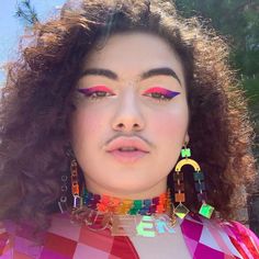 Pride Makeup Looks, Pride Makeup Ideas, Rainbow Beauty, Dipped Hair, Eyeliner Designs, Vinyl Lips, Eyebrow Design, Glitter Lipstick, Bright Makeup