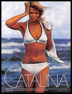 Item Condition : Very Good - Excellent. Catalina Swimwear, Fashion Swimsuit, Swimsuit Beach, Vintage Swimwear, Vintage Swimsuits, Mon Cheri, 1970s Fashion, Beach Swimsuit, Loose Outfit