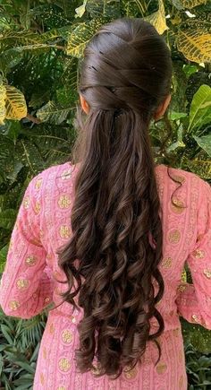 Braid Hairstyles For Engagement, Silk Saree Hairstyles Indian Open Hair, Hair Styles For Long Frocks, Reception Hairdo For Bride, French Plates Hairstyles Indian, Simple Saree Hairstyles Indian Weddings, Parlour Hairstyles, Function Hairstyles Indian, Short Hairstyle For Saree