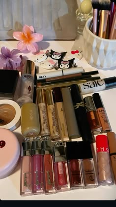 #makeup #grwm #lipstick #lipgloss #concealer #vanity #girlhood Eyeliner Products, Wonderful Life, Girly Stuff, Makeup For Brown Eyes, Pretty Makeup, Cute Makeup, Aesthetic Makeup, Bathroom Organization, Makeup Skin Care