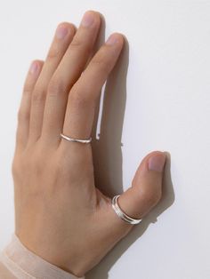 Composition : Silver 925Country of Origin : China Minimalist Silver Double Band Midi Rings, Classic Nickel Free Open Ring Jewelry, Classic Nickel-free Open Ring Jewelry, Classic Nickel-free Open Ring, Classic Everyday Toe Ring, Classic Toe Ring For Everyday Wear, Classic Toe Ring For Everyday, Minimalist Sterling Silver Double Band Midi Rings, Silver Open Ring Stackable Rings In Minimalist Style