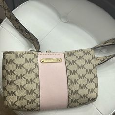 Size S/M. Belt Bag, Crossbody Bags, Michael Kors, Bag Lady, Pink, Women Shopping, Color