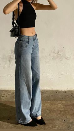 Baggy Jeans Outfit Crop Top, Low Waisted Baggy Jeans Outfit, Outfits Con Crop Top, Baggy Jeans Outfit Summer, Low Waisted Baggy Jeans, Dreamy Outfits, Baggy Pants Outfit, Jean Fits, Baggy Jeans Outfit