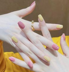 42 Tattoo, Hello Nails, Subtle Nails, Beauty Nails Design, Simple Gel Nails, Blush Nails, Soft Nails, Thanksgiving Nails, Yellow Nails