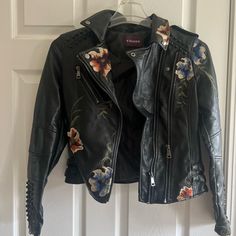 This Black Faux Leather Jacket Is 100% Polyurethane With A Polyester Lining. It Is A Size Small And Is Super Cute. I Don’t Fit In It So I’ve Never Worn It. Black Leather Jacket For Spring, Black Faux Leather Jacket, Leather Floral, Faux Leather Jacket, Faux Leather Jackets, Black Jacket, Black Faux Leather, Leather Jackets, Black Floral