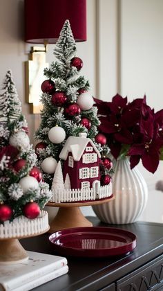 Lantern Decor Ideas, Decor Ideas For Christmas, Lantern Decor, Classy Decor, Christmas Decorations Bedroom, Ideas For Christmas, Can Diy, Christmas Bedroom