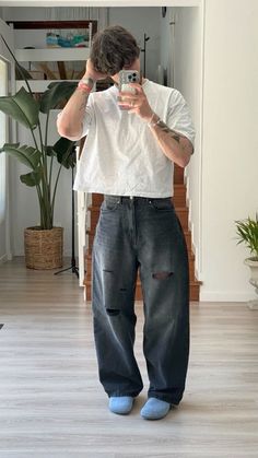 Baggy Jeans Outfits, Oversize Outfit, Street Fashion Men Streetwear, Jeans Outfits, Men Stylish Dress