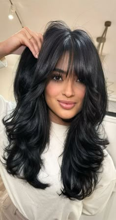 rich brunette, hair color, hair color, hair color ideas, hair color trends, hair color trends 2024, bronde hair, blonde hair, brunette hair Long Haircut Styles With Bangs, Long Black Hair With Layers, Timeless Hair, Layered Haircuts For Medium Hair, Hair With Layers