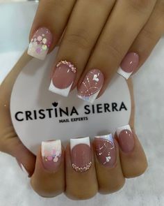 Uñas Delicadas Y Sencillas, Pink Nail Art Designs, Tropical Nails, Bride Nails, Nail Art Designs Videos, Nails Design With Rhinestones, Nail Ring, Heart Nails