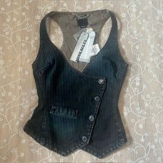 2000s Vest Outfits, Miss Sixty 90s, Vest Top Outfits, Vintage Vests, Vestiti In Jeans, Thrift Style, Vest Y2k, Small Vest, Corset Vest