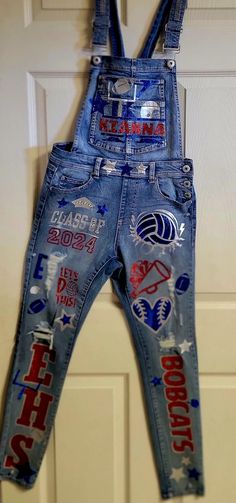 School Spirit Jeans Add your personalization  Our store requires that  customers send the desired jeans through mail. Address and design will be discussed during consultation. Blue Out School Spirit, Senior Bibs High School, Spirit Day School Colors Outfit, Spirt Jeans Homecoming, Overall Design Ideas, Diy Spirit Jeans, Cheer Spirit Jeans, Homecoming School Spirit Ideas, School Spirit Ideas Outfits