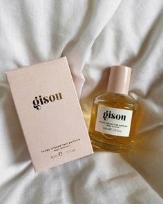 Gisou Hair Perfume, Gisou Hair, Spring Florals, Honey Hair, Pretty Skin Care, Pretty Skin, Birthday Wishlist, Sweet Notes