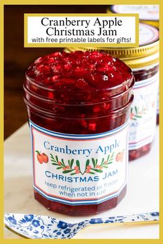 cranberry apple christmas jam with free printable labels for girls